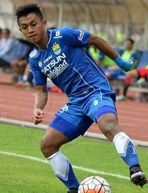 Saat Tanding, Lima Pemain Persib ini Selalu Nyentrik