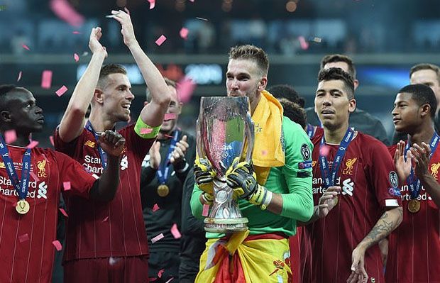 Kiper Liverpool Dituduh Curang ketika Adu Penalti
