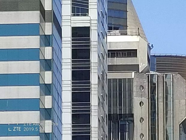 ZTE Ungkap Foto-Foto Axon 10 Pro Berkemampuan 20x Hybrid Zoom