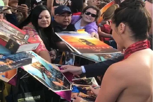 Sebelum Jadi Wonder Woman, Gal Gadot Putus Asa Berakting