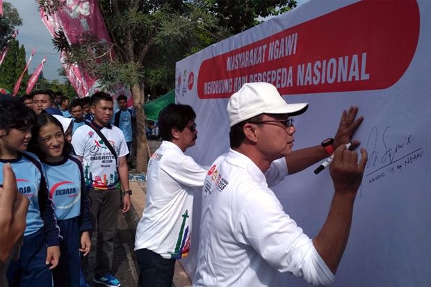 Semarakkan GPN 2017, Masyarakat Ngawi Degungkan Hari Bersepeda Nasional