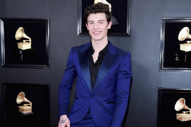 8 Selebritis Berbusana Terbaik di Grammy Awards 2019