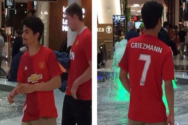 Seragam Antoine Griezmann versi Manchester United Seragam Antoine Griezmann versi Manchester United