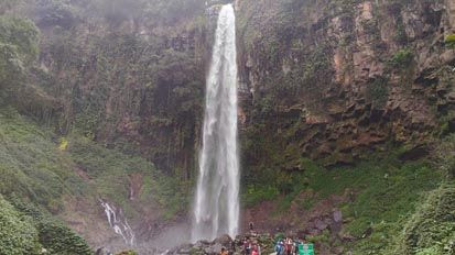 10 Air Terjun Populer di Indonesia