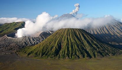 Daftar Gunung di Pulau Jawa untuk Pendaki Pemula