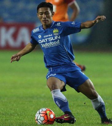 Saat Tanding, Lima Pemain Persib ini Selalu Nyentrik