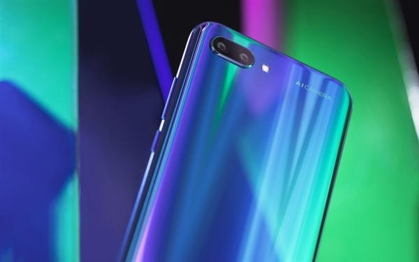 Punya AI ala Huawei P20, Harga Honor 10 Dinilai Masuk Akal