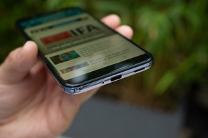 HTC U12 Life, Ponsel Pengalaman Flagship yang Tak Merusak Kantong