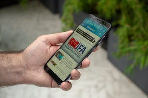 HTC U12 Life, Ponsel Pengalaman Flagship yang Tak Merusak Kantong
