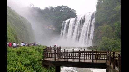 Pesona 10 Air Terjun Terbesar di Dunia