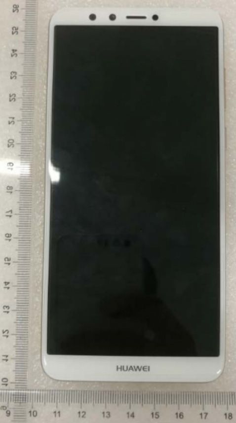 Huawei Y9 (2018) Bidik Konsumen Ponsel Menengah