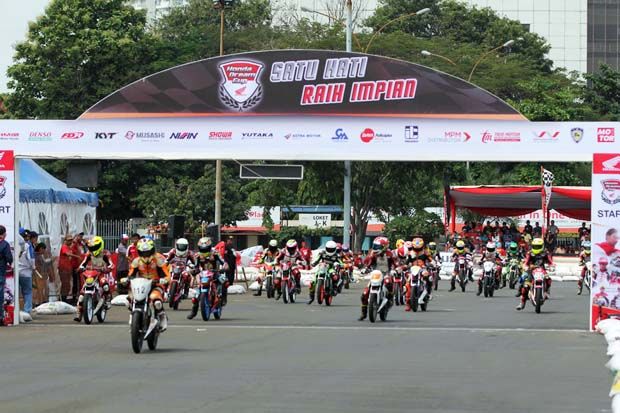 Ilustrasi lomba balap motor Honda Dream Cup 2017. (Foto-AHM) 2