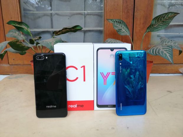 'Duel' Realme C1 (2019) dan Huawei Y7 Pro 2019, Siapa Paling Menarik?