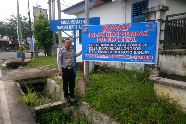Jalur Riau-Sumbar Putus, Polres Kampar Siapkan Jalan Alternatif