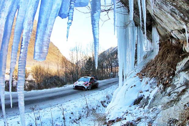 Jari-Matti Latvala dan Miikka Anttila (Toyota Gazoo Racing) dengan Yaris di seri I WRC 2017 Reli Monte Carlo. (Foto-Motorsport)