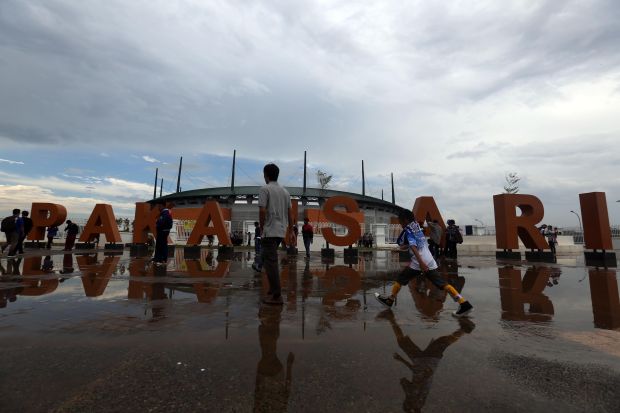 Begini Ekspresi Aremania Beri Dukungan di Pakansari