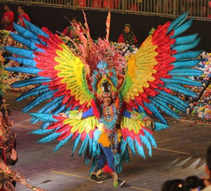 Karnaval Busana Terpopuler Indonesia