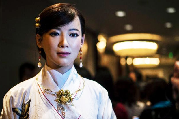Meet Jiajia, The Chinese Goddess Robot
