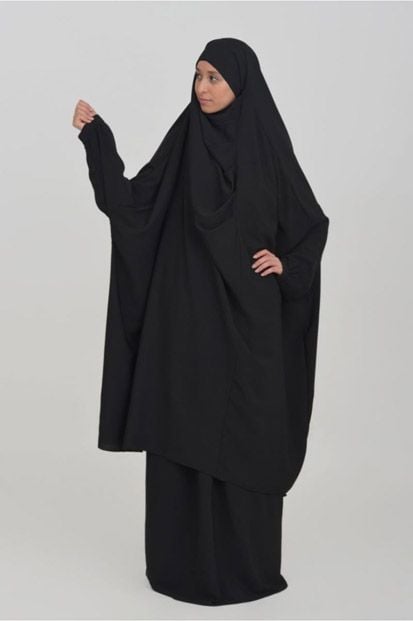 Pengertian Hijab, Jilbab, Khimar, Kerudung, Niqab dan Burqa