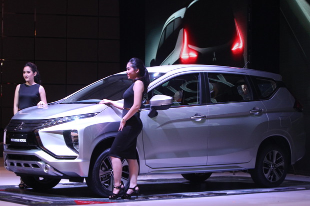 Small MPV Mitsubishi Diadu dengan 4 Mobil Pesaingnya