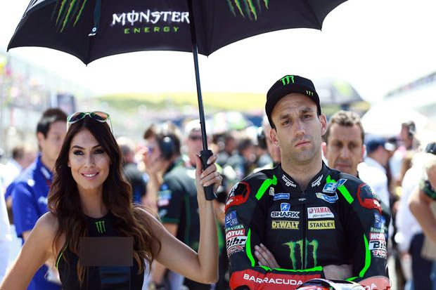 Johann Zarco (kanan) di grid start lomba MotoGP Jerez 2017. (Foto-Motorsport)