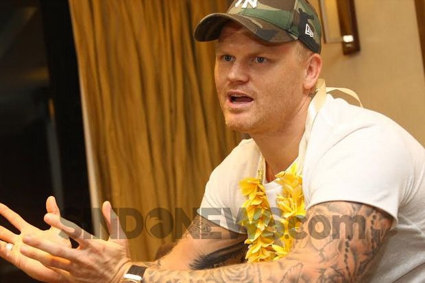 Legenda Liverpool, John Arne Riise Tiba di Indonesia