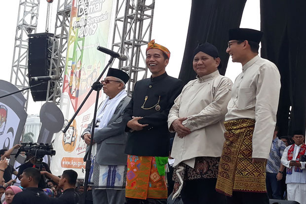 Melihat 7 Momen Pertemuan Dua Rival Jokowi-Prabowo
