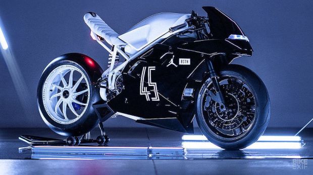 Sepatu Michael Jordan Jadi Acuan Baru Modifikasi Motor