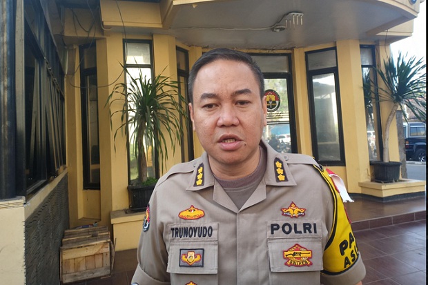 Polda Jabar: 4 Polisi Cianjur Luka Bakar dalam Aksi Demo Mahasiswa