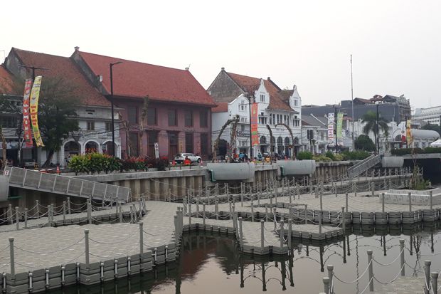 Wisata Kelas Eropa di Kali Besar Kota Tua