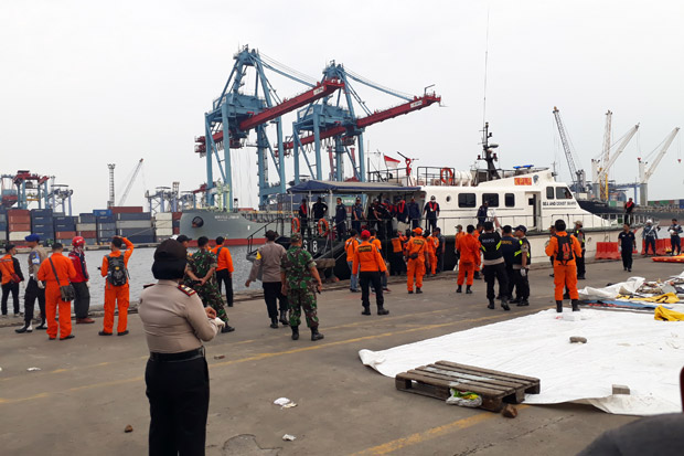 Tim Basarnas Kembali Bawa Dua Kantong Jenazah Korban Pesawat Lion Air