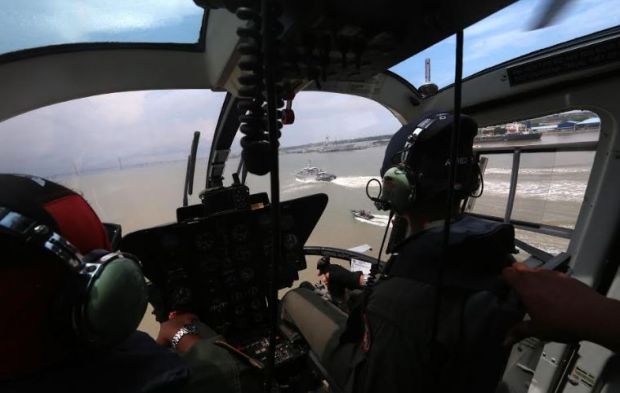 Jelang Pilpres, Kapal Perang dan Heli Dikerahkan Perketat Pengamanan Wilayah Pesisir Jatim