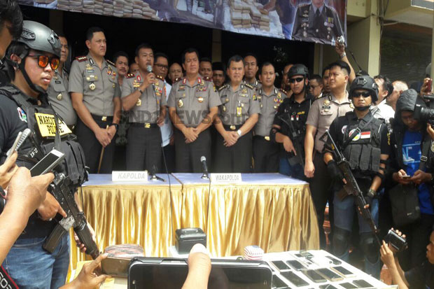 Ungkap 1,3 Ton Ganja, Kapolda Naikkan Pangkat Anggota yang Terlibat