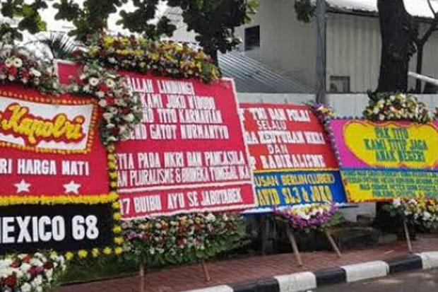 Gerindra Curigai Motif Tersembunyi di Balik Aksi Kirim Bunga ke Polri