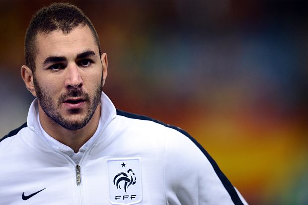 4 Pesepak Bola Tampan Bak Pangeran Arab Saudi