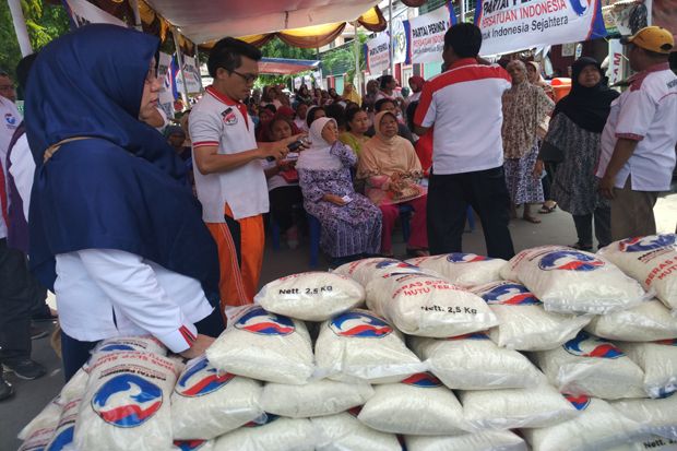 Baksos Kartini Perindo Diserbu Warga Tanjung Priok