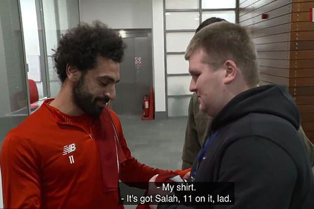 Salah Undang Penggemar yang Sempat Viral ke Kamp Pelatihan Liverpool