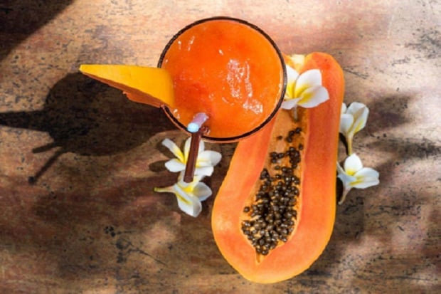 5 Paket Buah yang Baik untuk Perawatan Wajah di Musim Hujan
