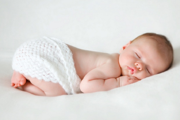 7 Trik Mudah Bikin Bayi Cepat Tidur