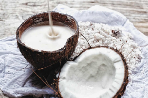 5 Cara Instan Dapatkan Kulit Wajah Bercahaya dengan Bahan Alami
