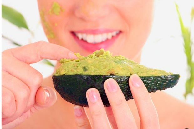 5 Tips Buat Masker Wajah Musim Dingin untuk Kulit Kering