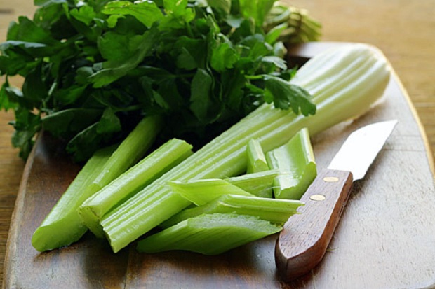 8 Vitamin dan Mineral yang Membantu Meningkatkan Gairah Bercinta