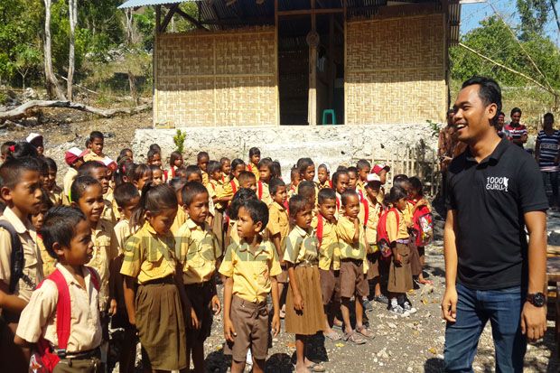 CSR KFC Indonesia - Komunitas 1000 Guru Bangun Ruang Kelas di Sekolah Pedalaman