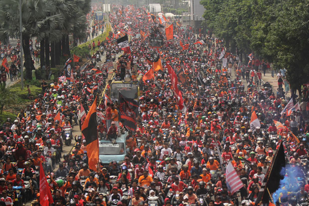 Peletakan Batu Pertama, Anies Ajak Jakmania ke Stadion BMW
