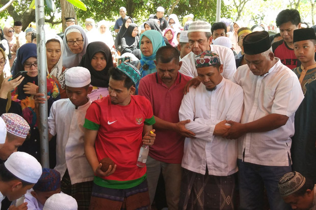 Empat Korban Tewas Tsunami Banten Dimakamkan di Tangsel