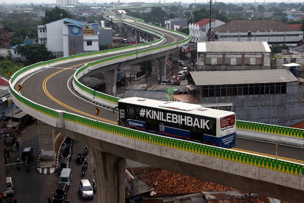 Flyover Tendean Terlihat Retak, Kadis Bina Marga: Desainnya Memang Begitu