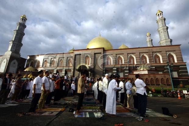 Mengenal Sosok Dian Al Mahri, Jarang Muncul di Publik dan Rajin Sedekah