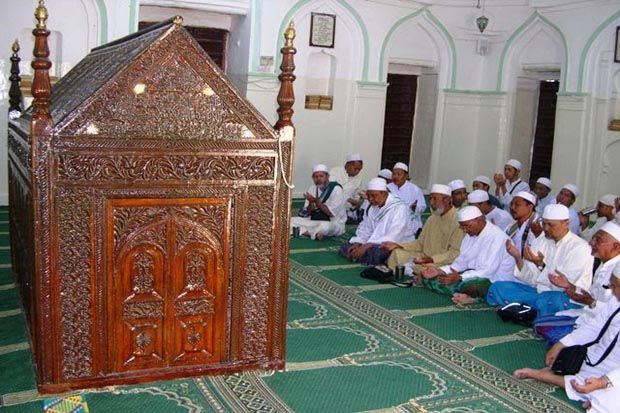 Habib Ali Al-Habsyi, Wali yang Dikagumi Ulama Indonesia