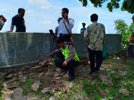 Sadis! Pelajar SMK Kubur Bayi Hasil Hubungan Gelapnya Hidup-hidup