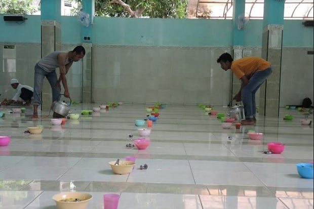 Bubur India, Tradisi Berbuka Puasa di Masjid Pekojan Semarang